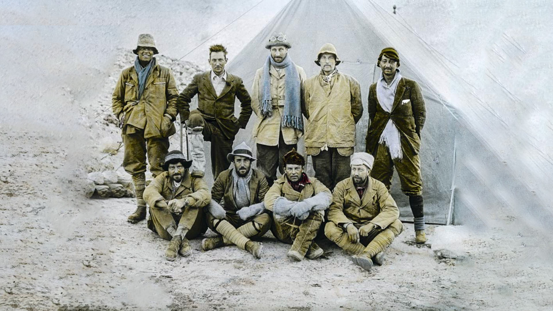 En busca de la cámara perdida: tras el fantasma de Irvine y Mallory en el Everest